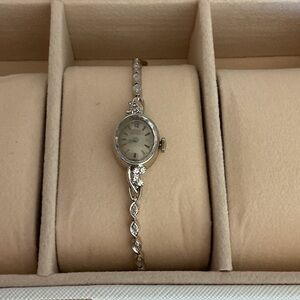 Girard Perregaux 14 kt gold and diamond watch